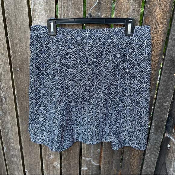 Rip Skirt Hawaii Cover Up Activewear Wrap Skirt In Black Pearl Batik Sz Medium - Picture 2 of 11